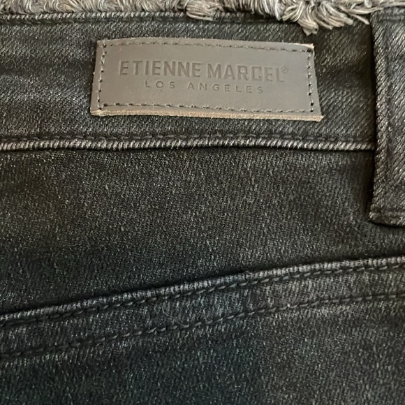 Etienne Marcel Women’s Black High-Waisted Wide Leg Frayed Edge Jeans - Picture 6 of 7